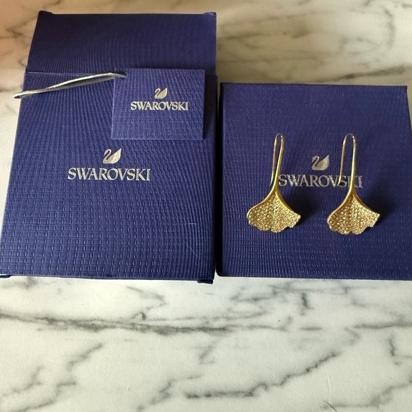 Swarovski Gold Earrings with Crystal Accents - Picture 2 of 3